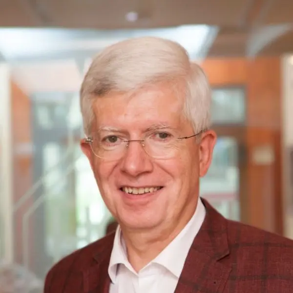 Univ.-Prof. Dr. med. Michael Frass